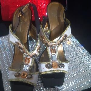 Unique cream, animal print and rhinestone. Comfortable and chic. Made in Italy